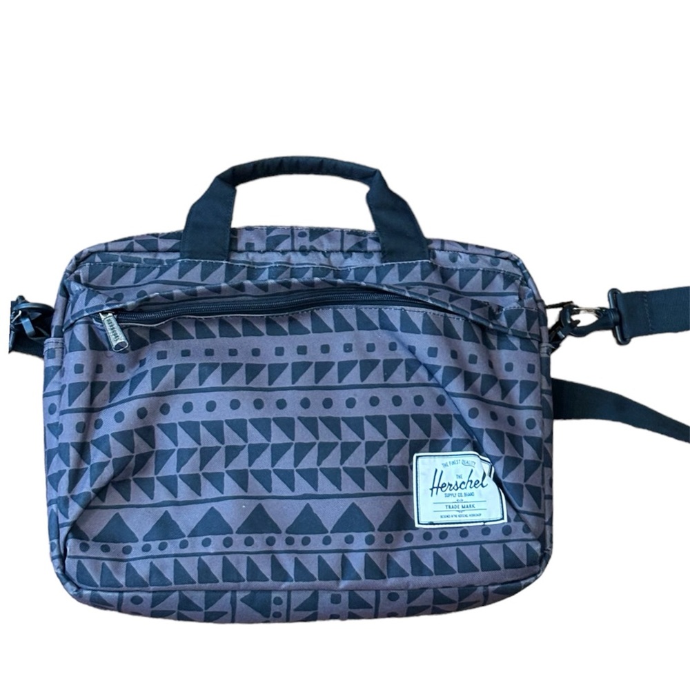 Herschel Light Plump/ Gray/ Black Geometric Detail Laptop Cross body Case Bag